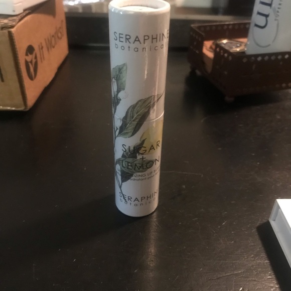 Younique Bon Bon & Seraphine Lip Buffer - Picture 4 of 5